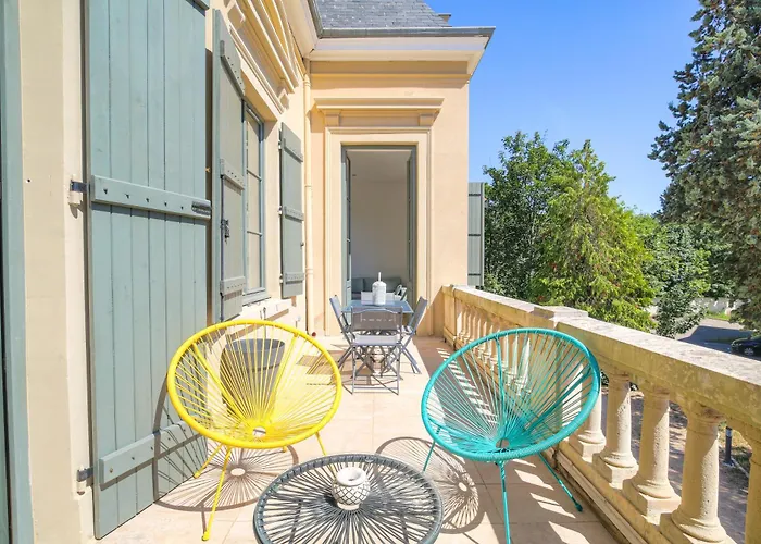 Chateau - 2 - Terrasse & Parking 公寓 埃居里