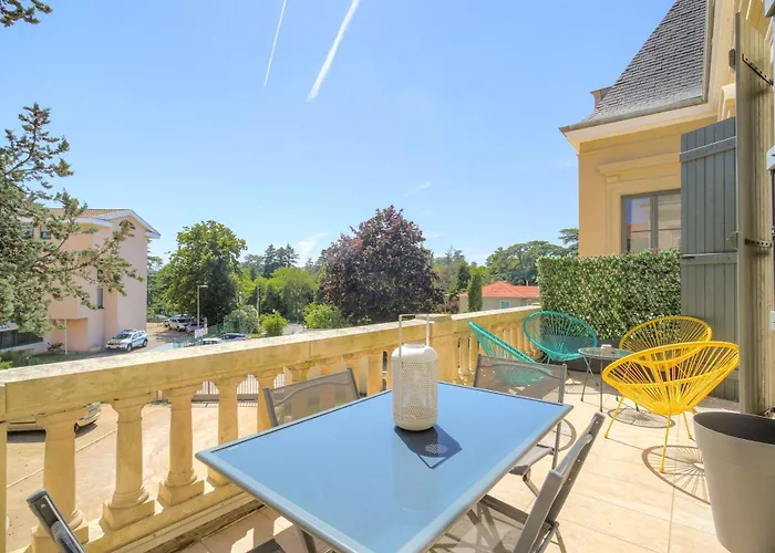 Chateau - 2 - Terrasse & Parking 公寓